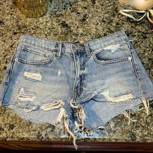 urban outfitters jean shorts